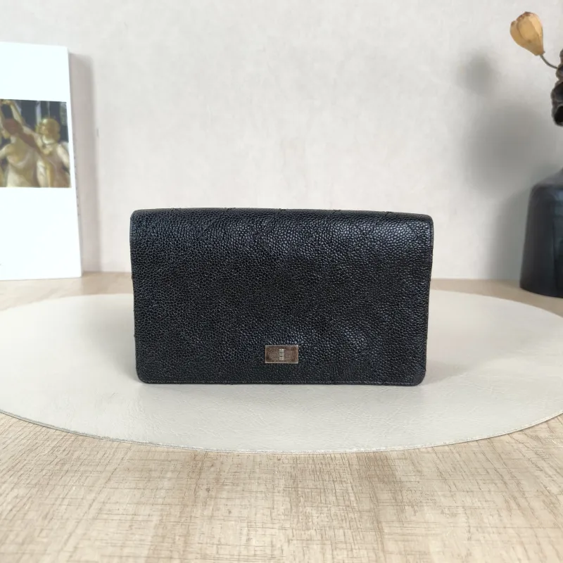 Chanel Wallet Wallet Black Calfskin Edition18 × 2 × 10.5 cm