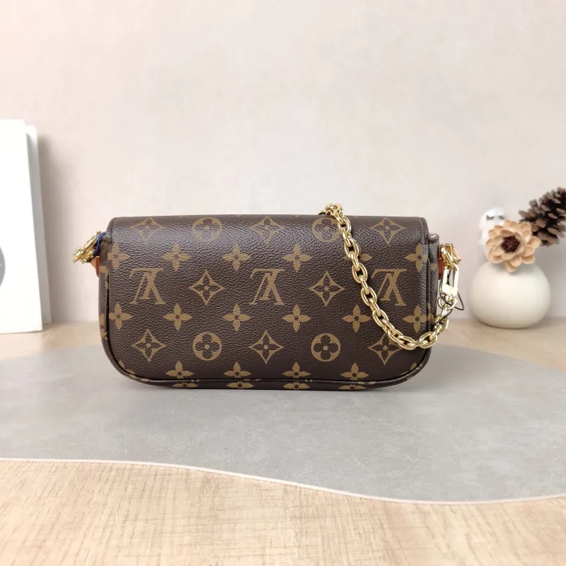 Louis Vuitton Crossbody Bag IVY Monogram PVC Small 23.5 × 4.3 × 12 cm — cover view 6 of 6