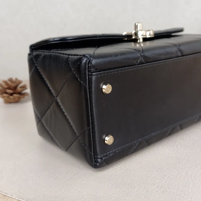 Chanel Crossbody Bag Box Bag Top Handle Crossbody Bag Black Calfskin 22 × 9 × 9.5 cm — detail view 14 of 14
