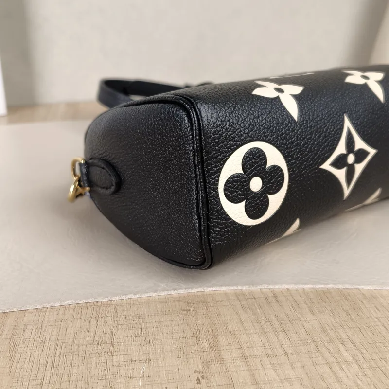 Louis Vuitton Crossbody Bag Speedy Nano Black · White Empreinte Embossed Calfskin Monogramnano16 × 7.5 × 10 cm — detail view 4 of 11