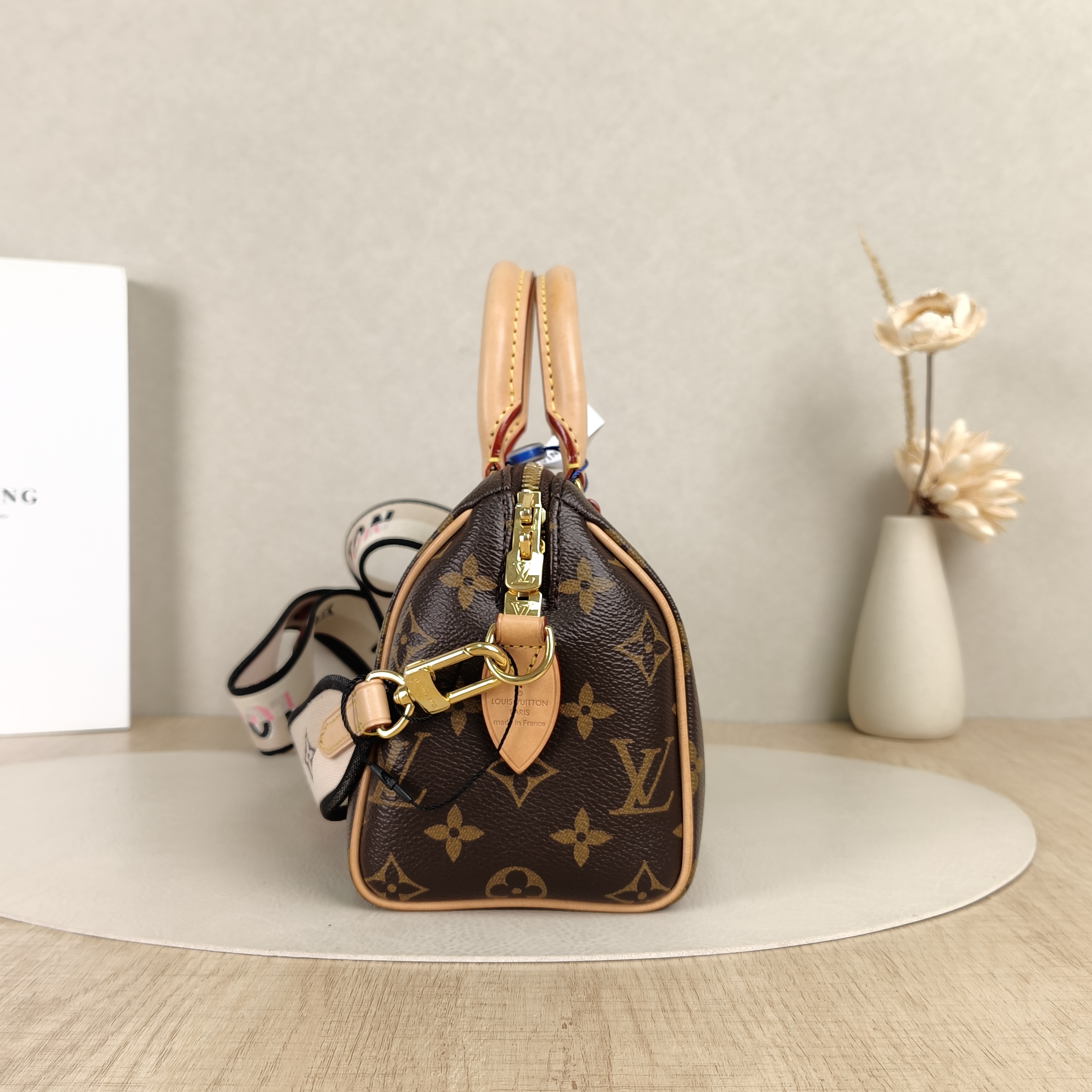 Louis Vuitton Crossbody Bag Speedy20 Shoulder Strap PVC Small20.5 × 12 × 13.5 cm — cover view 3 of 8