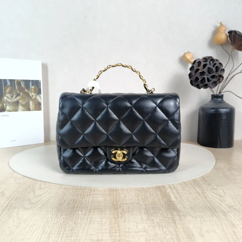 Chanel Crossbody Bag Black SL ambskin Medium25 × 8 × 16 cm