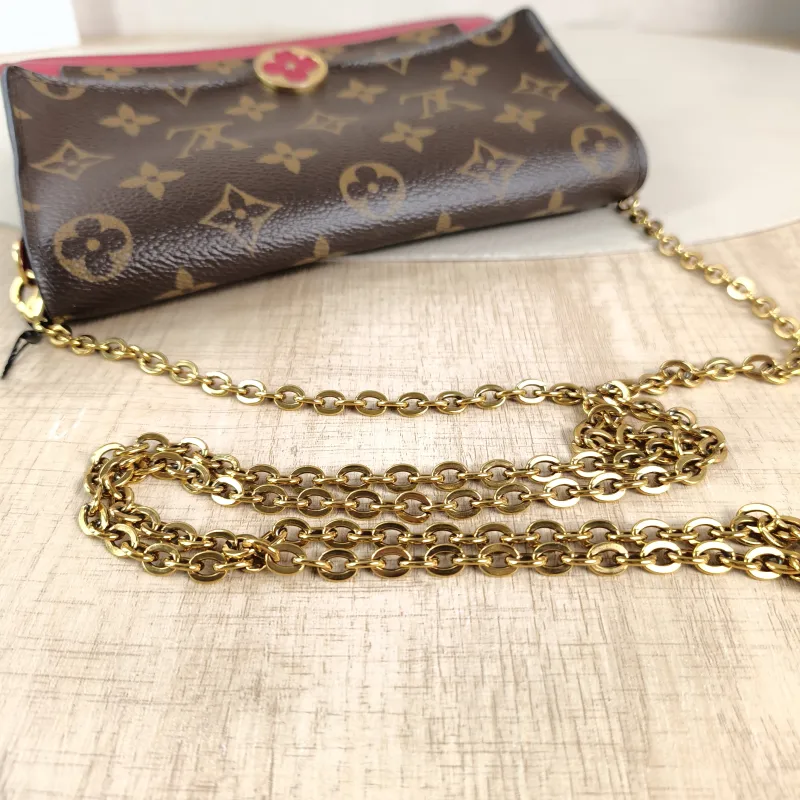 Louis Vuitton Crossbody Bag Flore Chain Bag Red PVC · Calfskin One Size 17.5 × 3.5 × 11.5 cm — detail view 2 of 13