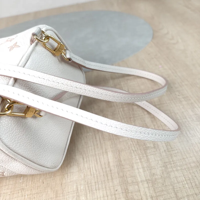 Louis Vuitton Backpack NANO NOÉ Backpack Beige Calfskin nano 15 × 10 × 19 cm — detail view 5 of 12