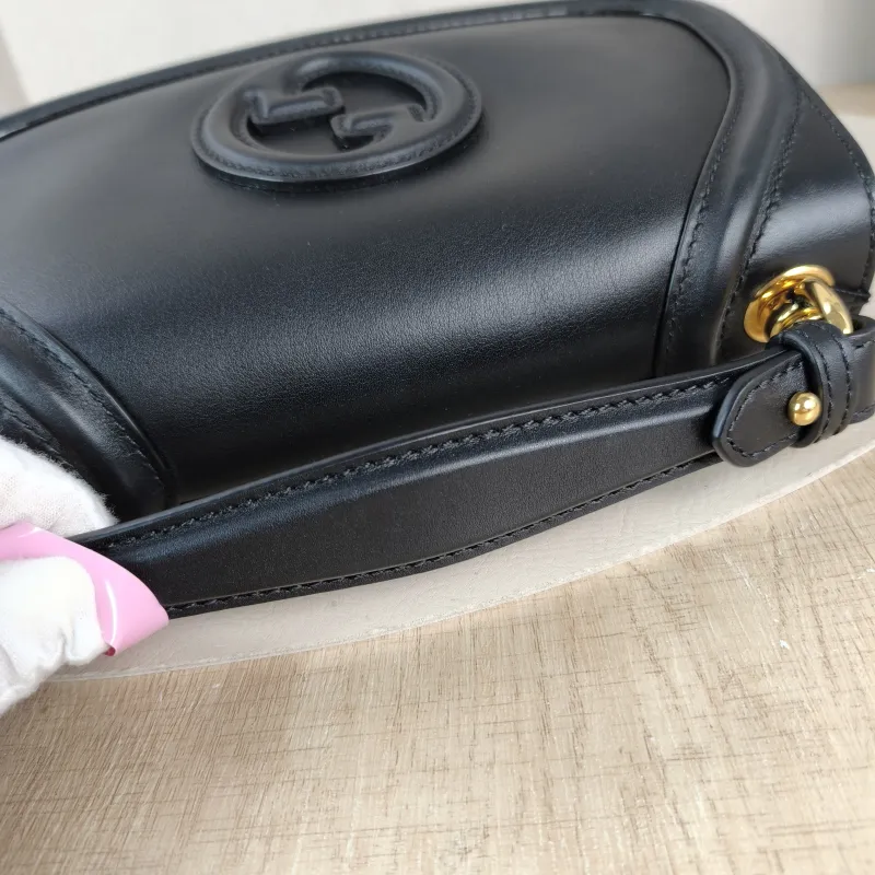GUCCI Crossbody Bag blondie Top Handle Crossbody Bag Black Calfskin Small 26.5 × 8.5 × 16.5 cm — detail view 12 of 12