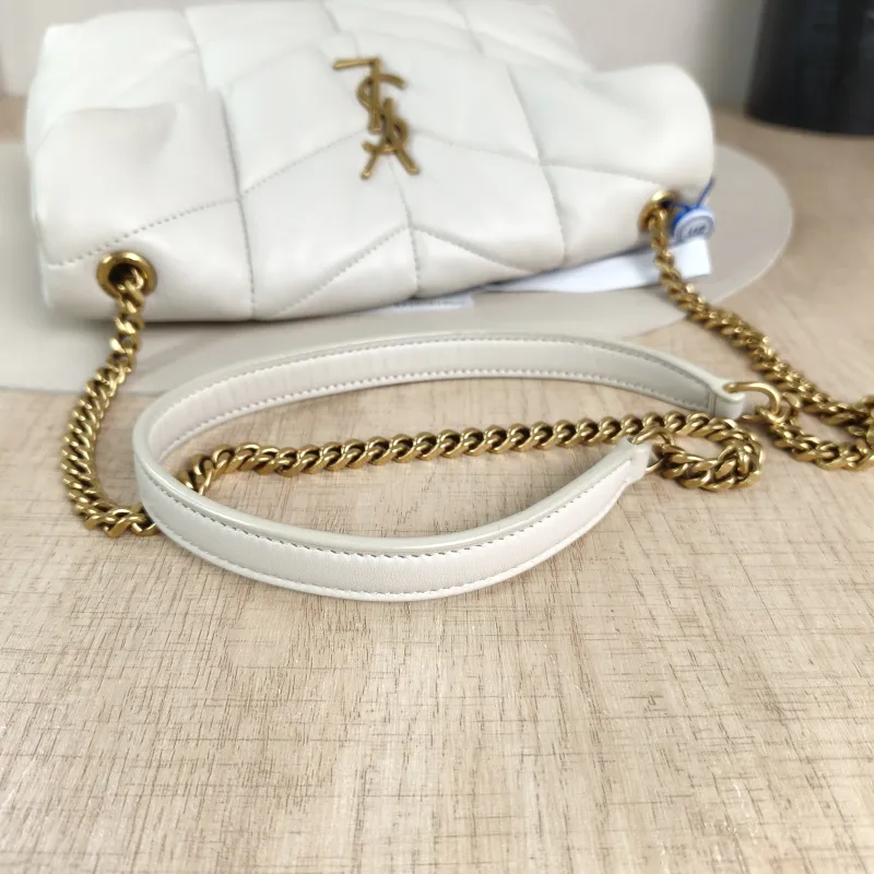 SAINT LAURENT Crossbody Bag LOULOU PUFFER White Lambskinmini23 × 8.5 × 15.5 cm — detail view 3 of 12