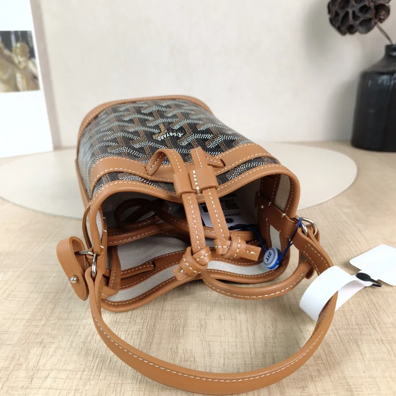 GOYARD Crossbody Bag Petit Flot Brown ine Canvas Mini 12 × 10 × 17.5 cm — detail view 8 of 12