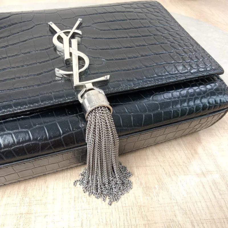 SAINT LAURENT Crossbody Bag KATE Edition Black Calfskin Small20 × 5 × 12.5 cm Conditioned — detail view 1 of 11