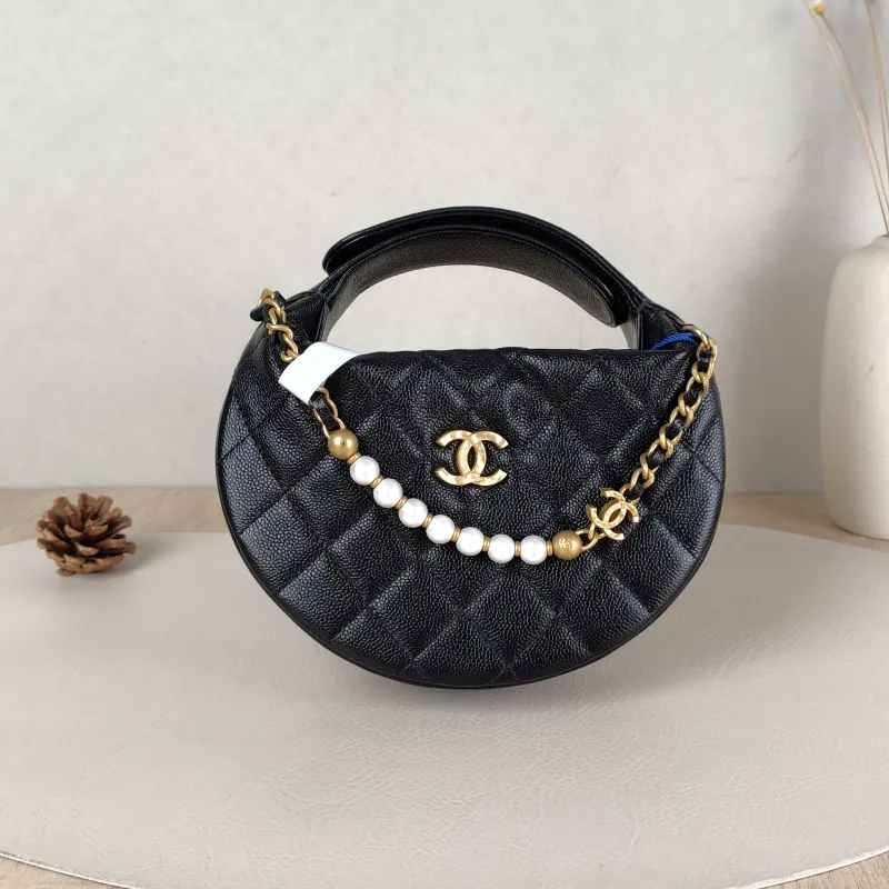 Chanel Top Handle Bag Top Handle Bag Black Grained Calfskin One Size18 × 7 × 17 cm