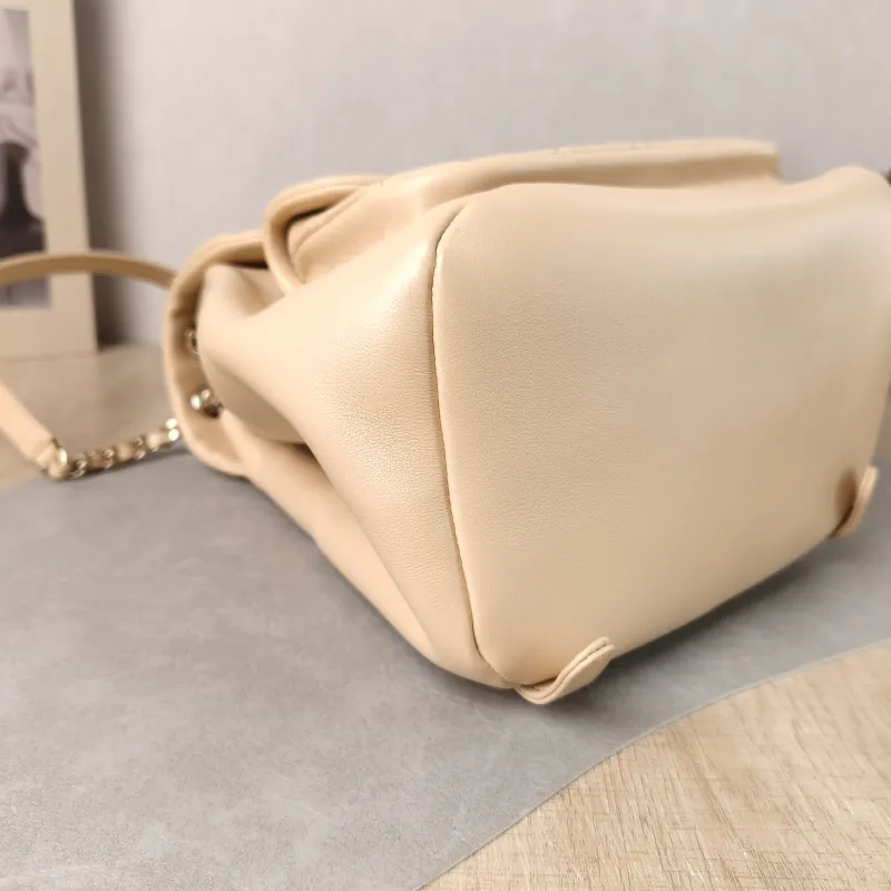 Chanel Backpack Duma Taupe Calfskin Large 21 × 13 × 23 cm — detail view 6 of 15