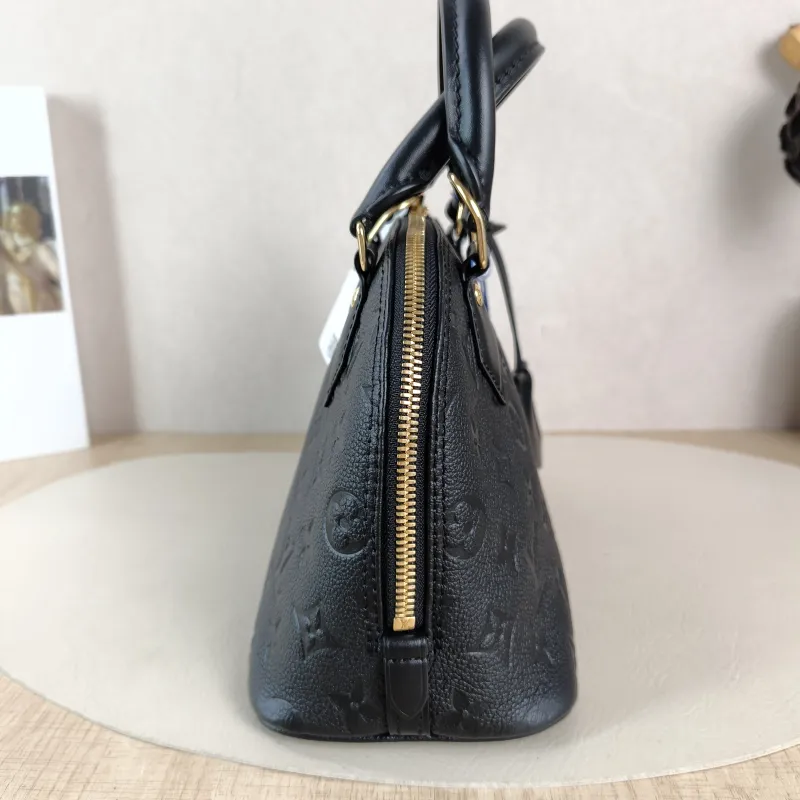 Louis Vuitton Top Handle Bag Alma BB Black Calfskin BB 23.5 × 11.5 × 17.5 cm — detail view 3 of 11