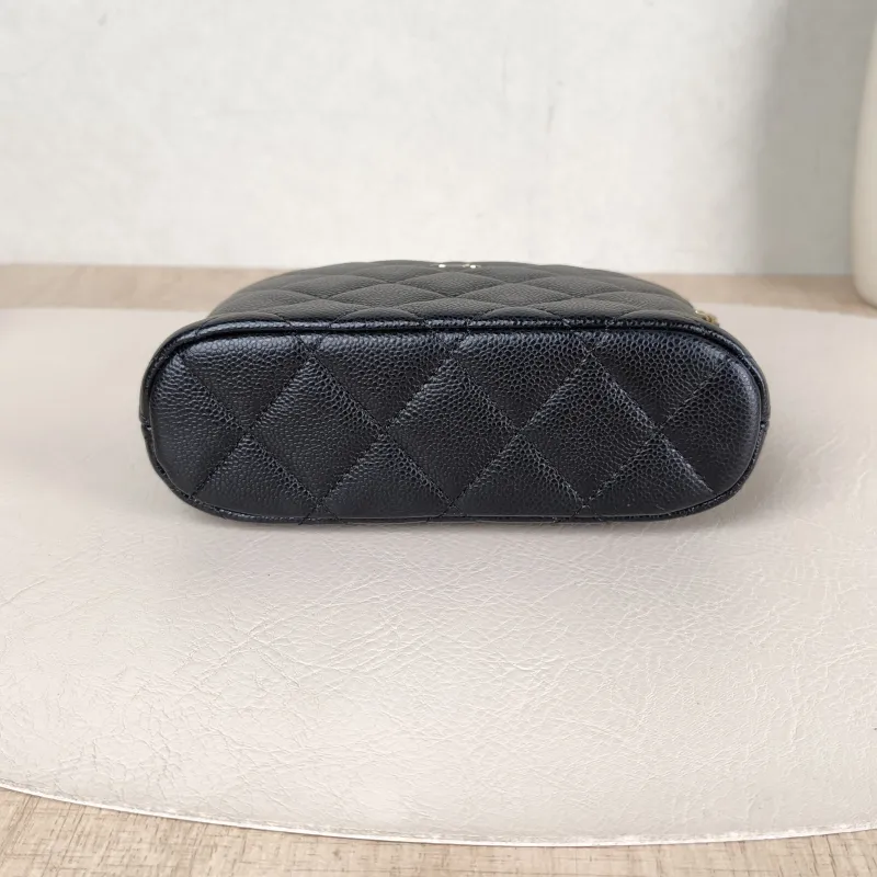 Chanel Crossbody Bag Chain Bag Black Grained Calfskin One Size 16 × 2.5 × 11 cm — cover view 2 of 6