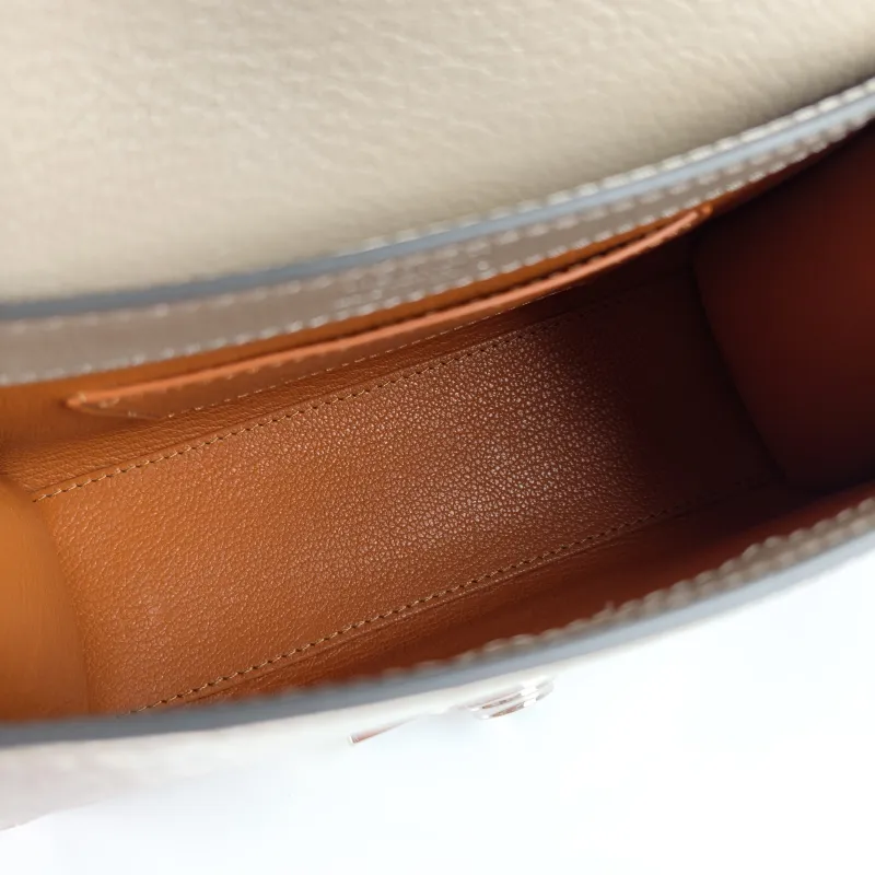 Moynat Crossbody Bag rejane Top Handle Crossbody Bag Colorblock BB 20 × 8 × 22 cm — cover view 5 of 10