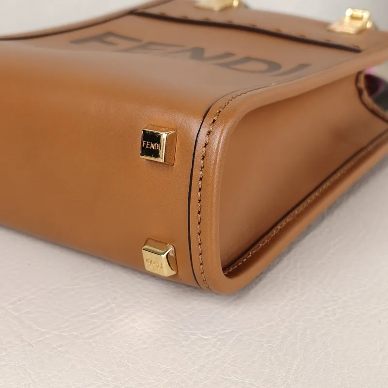 FENDI Crossbody Bagsunshine Caramel Calfskinmini13 × 6.5 × 18 cm — detail view 7 of 10