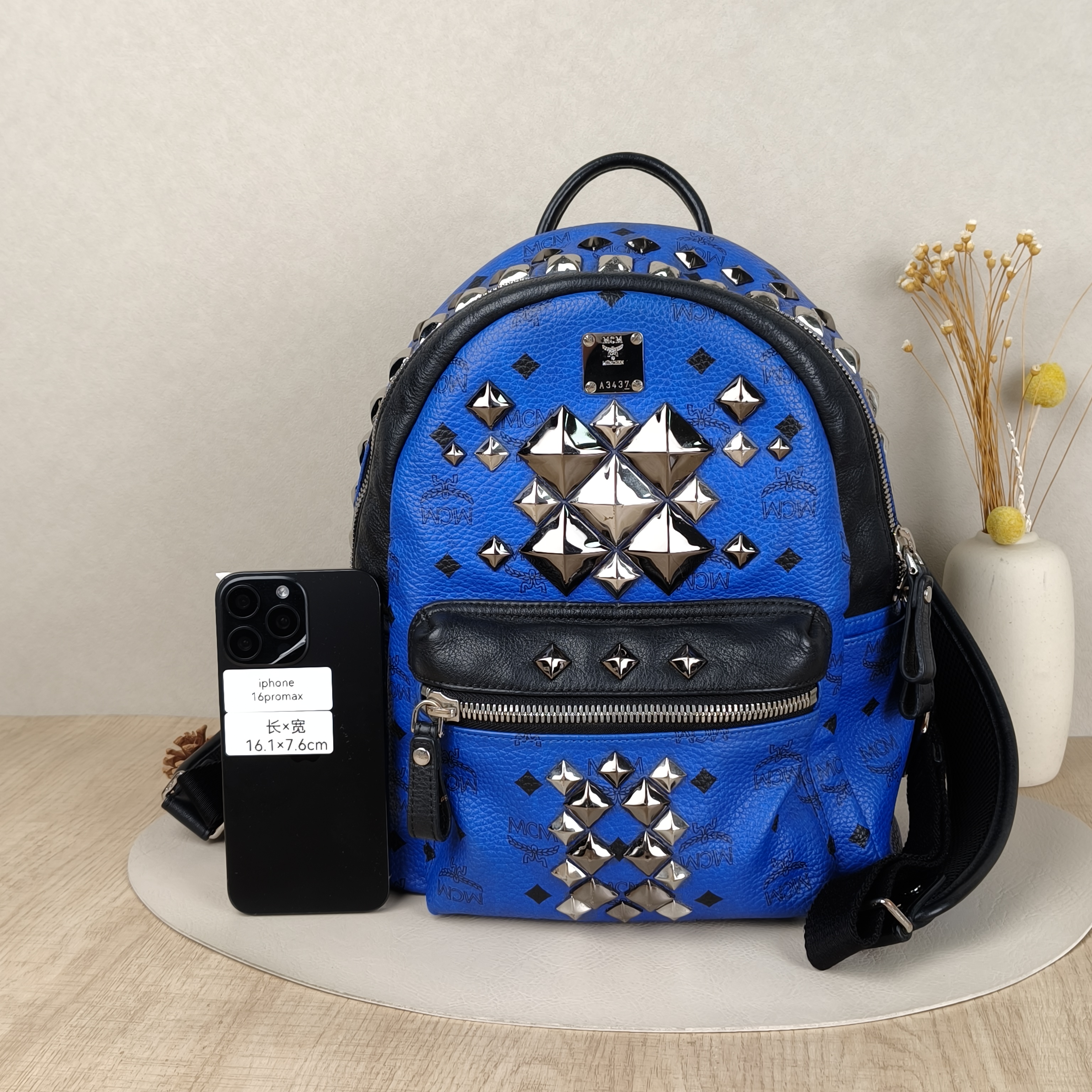 MCM Backpack Backpack Black Medium26 × 12 × 32 cm — cover view 5 of 9