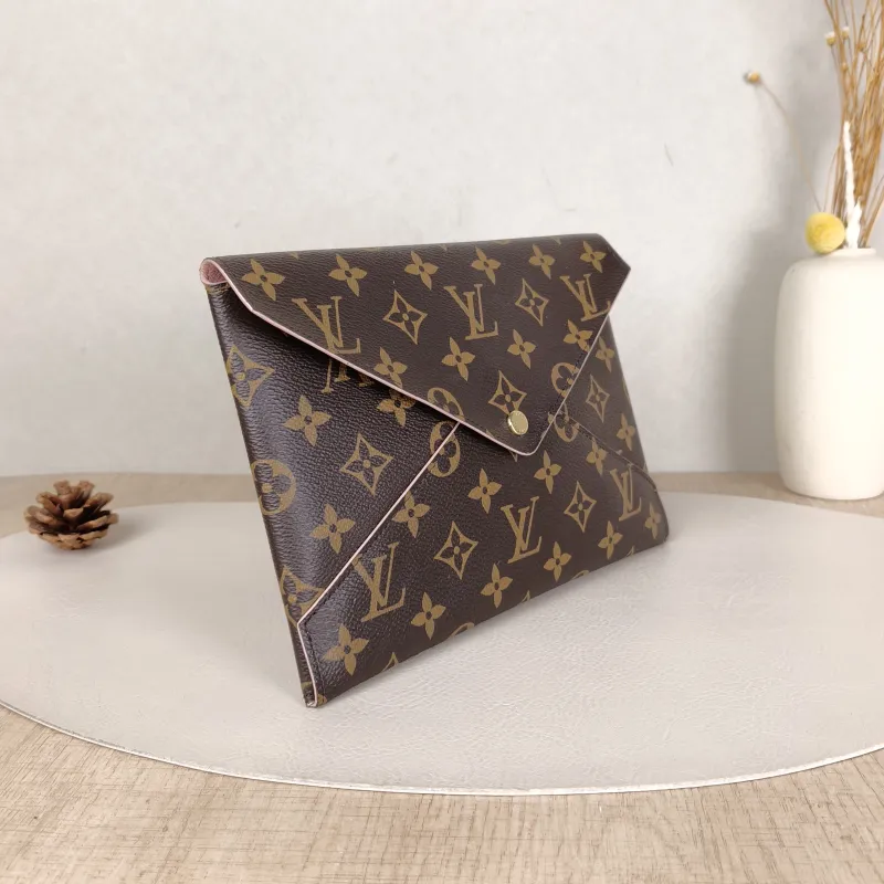 Louis Vuitton Clutch Kirigami Pochette Clutch Monogram PVC Large23 × 0.3 × 16.5 cm — cover view 4 of 5