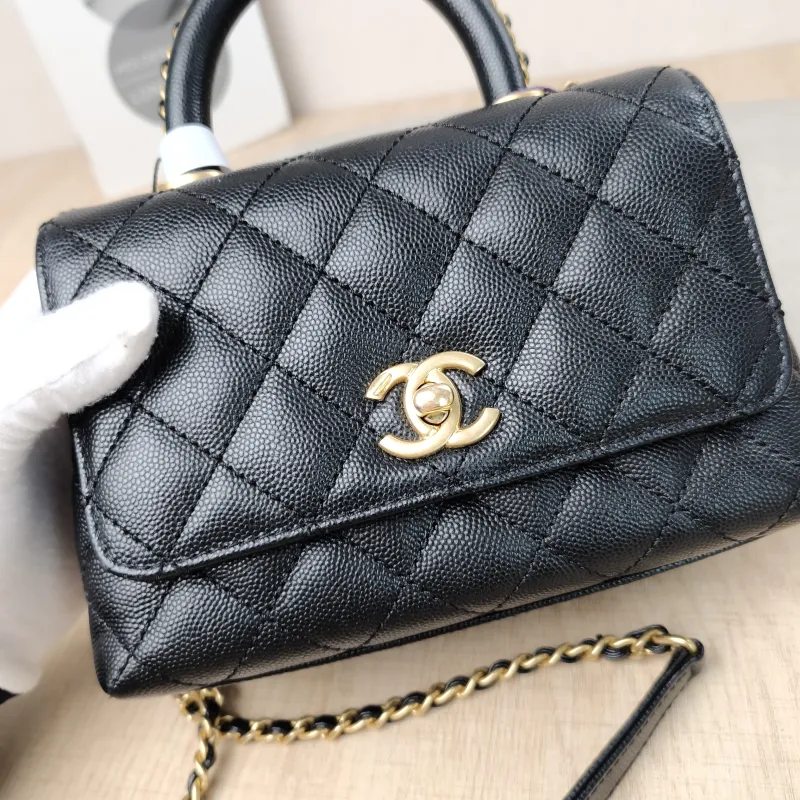 Chanel Crossbody Bag Edition coco handle Black Grained Calfskinmini19 × 9 × 13 cm — detail view 18 of 18
