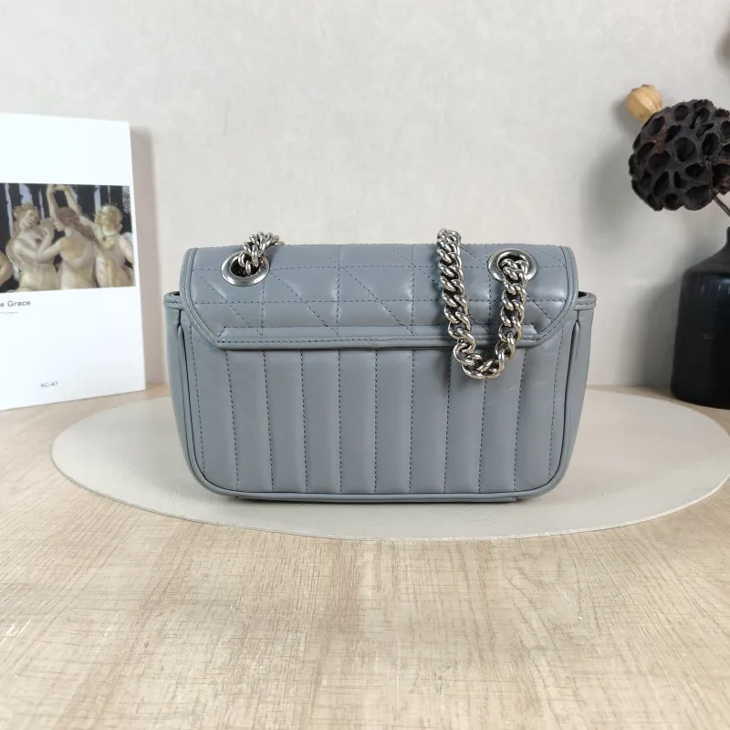 GUCCI Crossbody Bag GG Marmont Small Marmont 22 Grey Calfskin Small 22 × 6 × 13 cm Conditioned — cover view 5 of 5