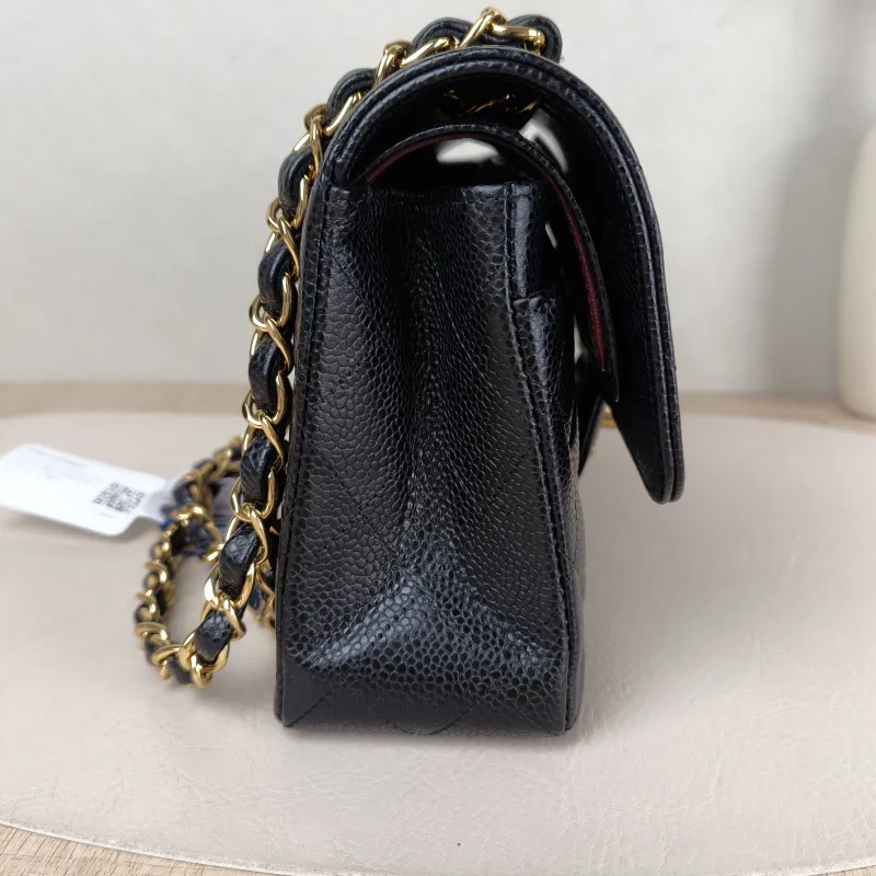 Chanel Crossbody Bag Classic Flap CF Black Grained Calfskin Small 23 × 6 × 14.5 cm 29 — detail view 3 of 13