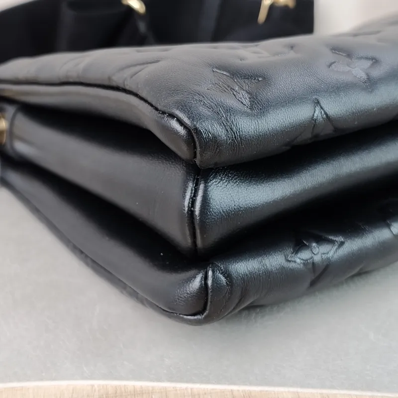 Louis Vuitton Crossbody Bag Coussin Black Lambskin Small 26 × 12 × 20 cm — detail view 7 of 11