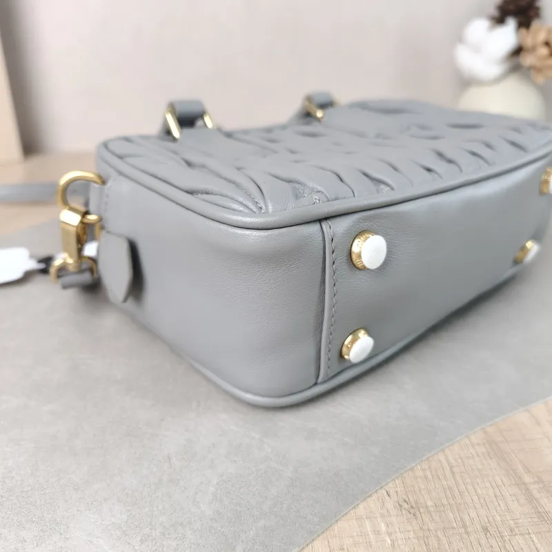 Miumiu Top Handle Bag Arcadie MatelasséCollection Edition Grey Lambskin Small 19 × 6 × 13 cm — detail view 5 of 13