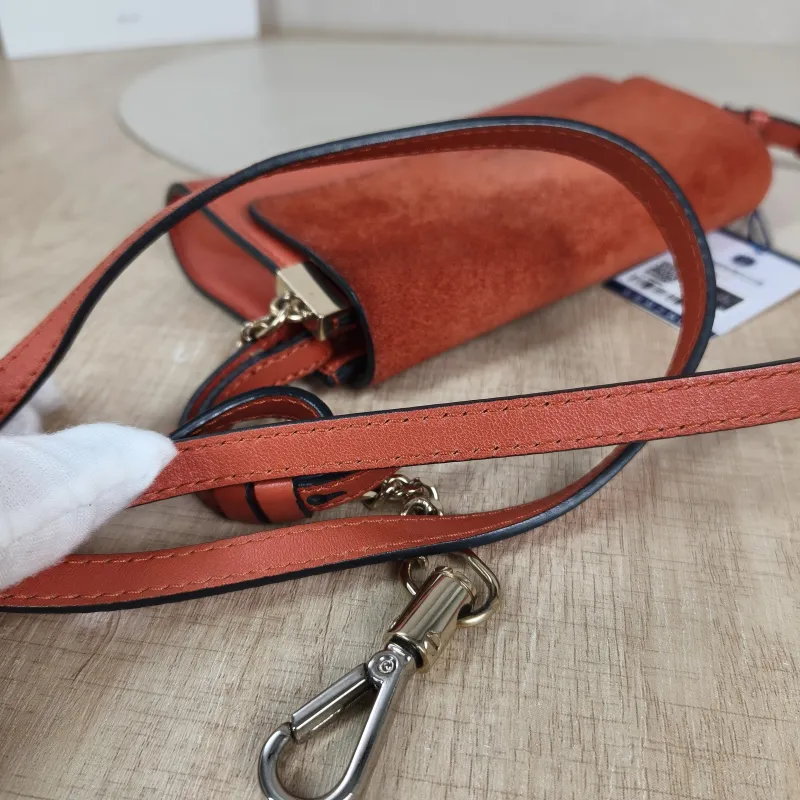 Chloé Shoulder Bag faye Crossbody Bag Red Calfskin 18 × 3 × 10 cm — detail view 7 of 11