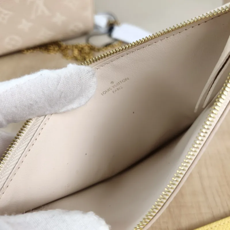 Louis Vuitton Crossbody Bag Pochette Félicie Colorblock Calfskin Small21 × 3 × 12 cm — detail view 14 of 16