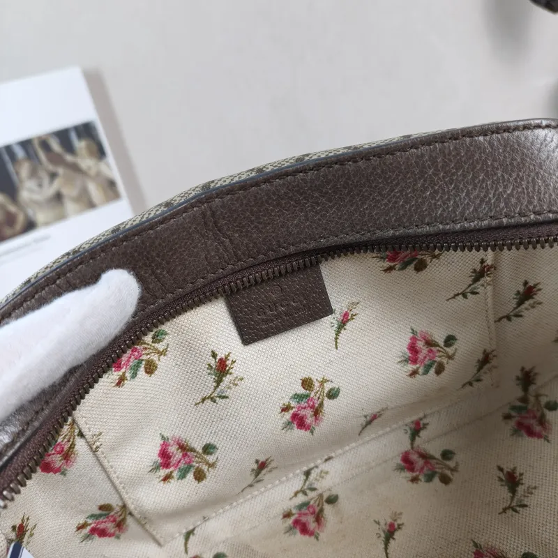 GUCCI Crossbody Bag Neo Vintage Camera Bag Monogram PVC Medium 24 × 7 × 14.5 cm — detail view 4 of 10