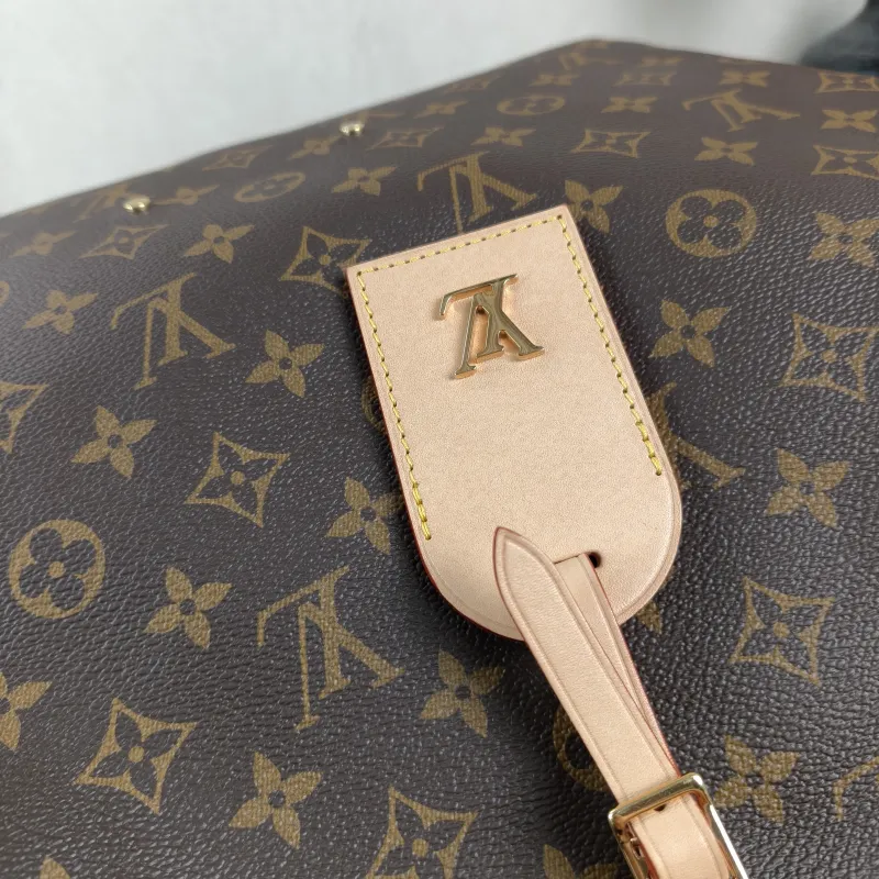 Louis Vuitton Top Handle Bag ATLANTIS Monogram PVC Large 34 × 13.5 × 34 cm — detail view 10 of 15