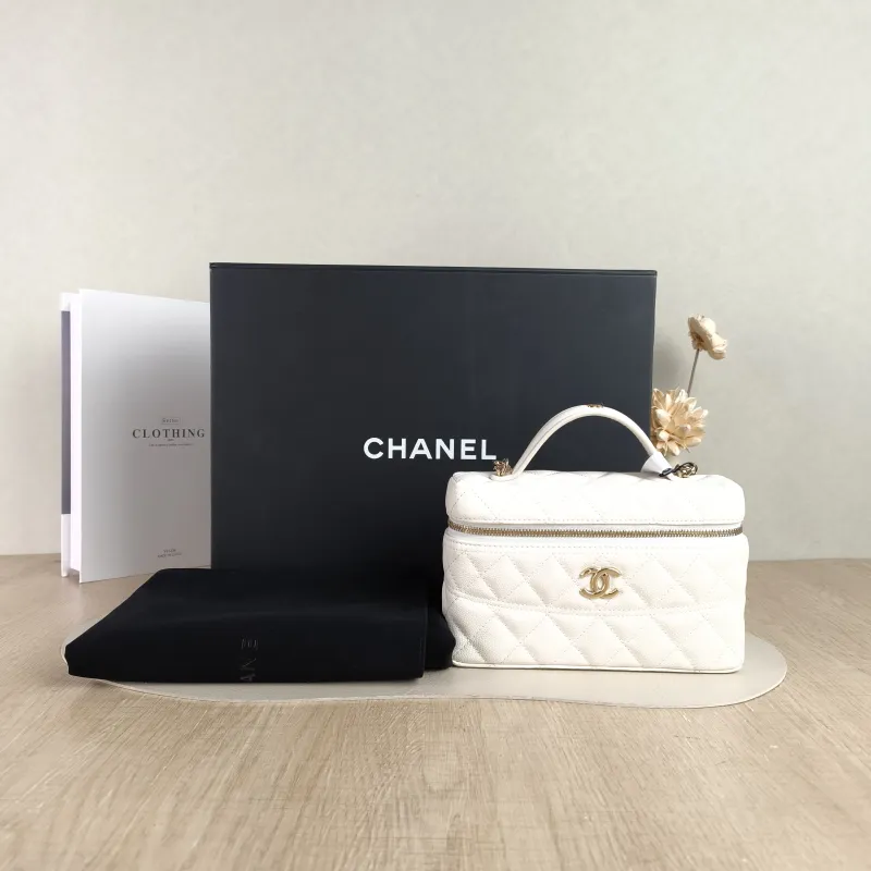 Chanel Crossbody Bag lp Box Bag Top Handle Crossbody Bag White Grained Calfskin 19 × 5 × 12 cm — cover view 3 of 6