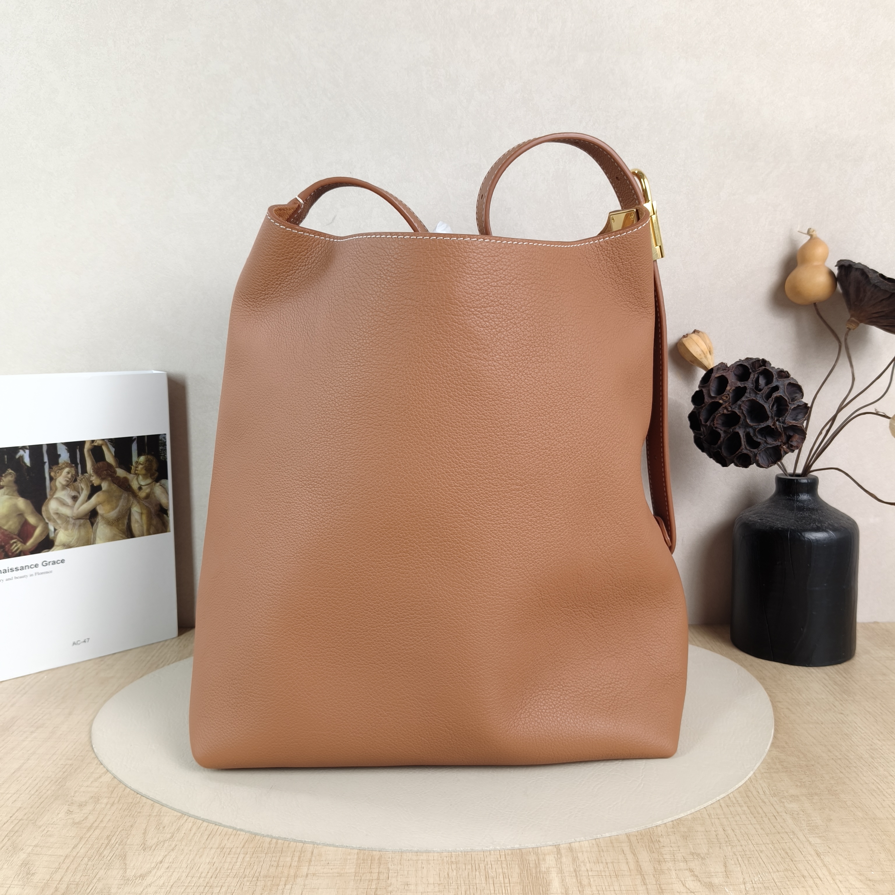 Louis Vuitton Shoulder Bag Low Key Hobo Shoulder Bag Calfskin Medium31 × 18 × 35 cm — cover view 4 of 5