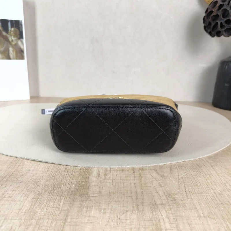 Chanel Crossbody Bag hobo Black Brown Suede Calfskin One Size 15.5 × 6 × 13 cm — cover view 2 of 6