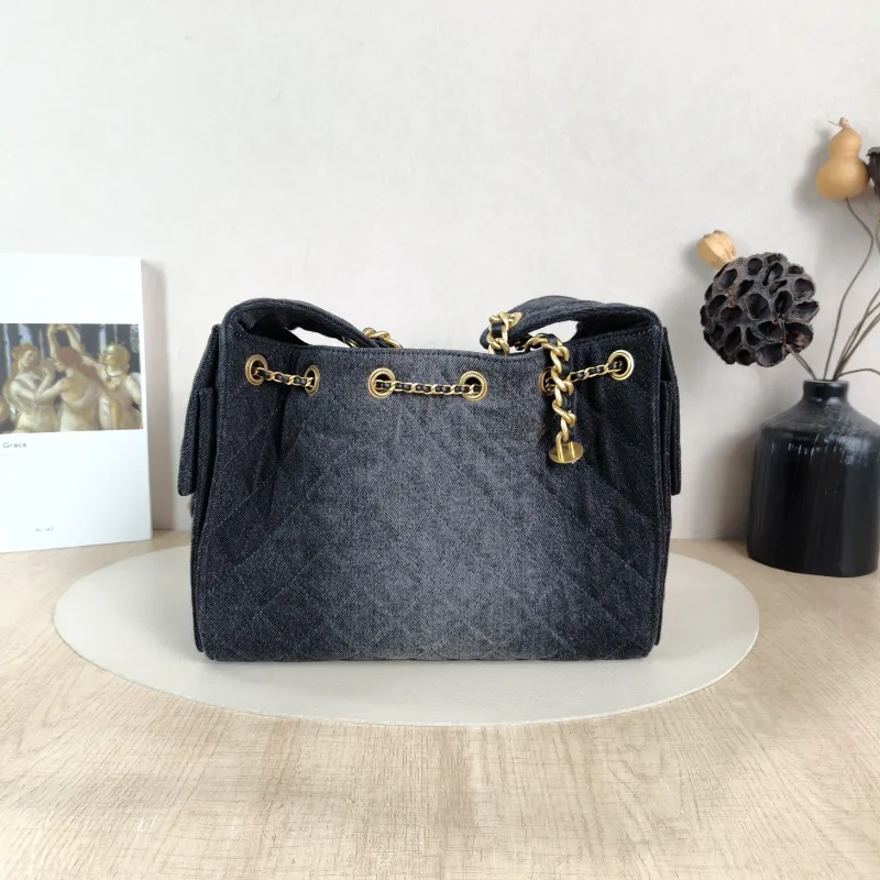 Chanel Shoulder Bag 25Bag Grey Small 26 × 14 × 30 cm — cover view 6 of 6