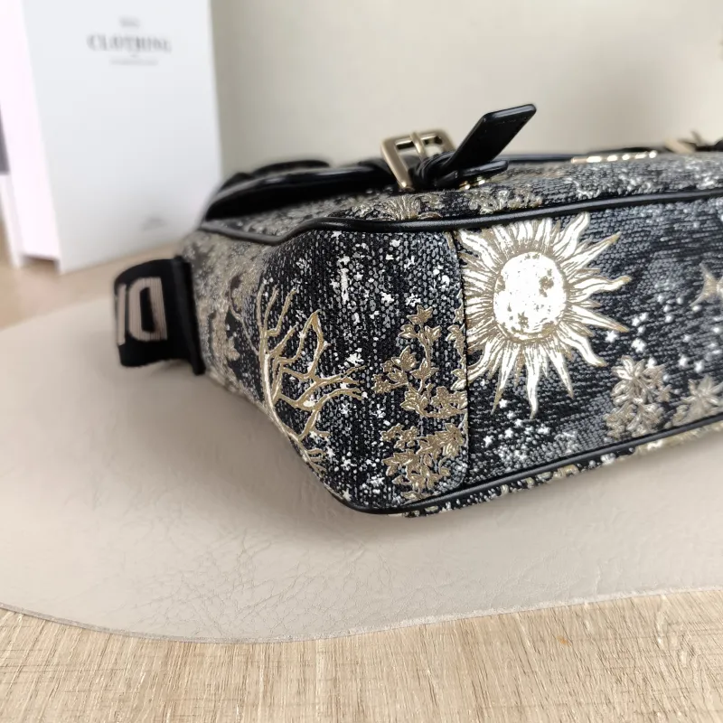 DIOR Crossbody Bag Magica Messenger Messenger Bag Black Canvas · Calfskin Small 21 × 8 × 17 cm — detail view 1 of 11
