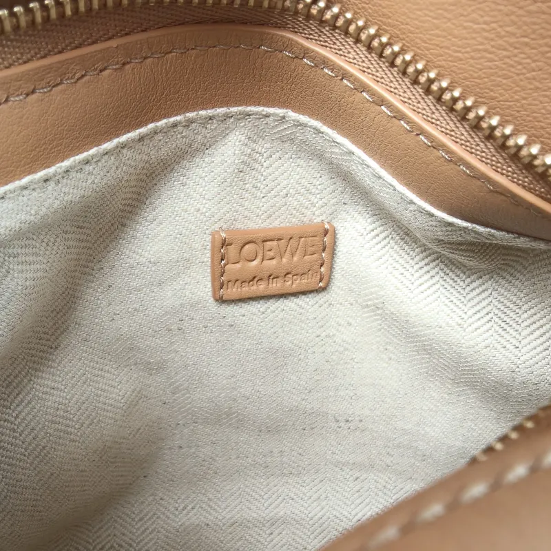 LOEWE Crossbody Bag Puzzle Black Brown Calfskin Mini 18 × 8 × 12.5 cm — detail view 4 of 11