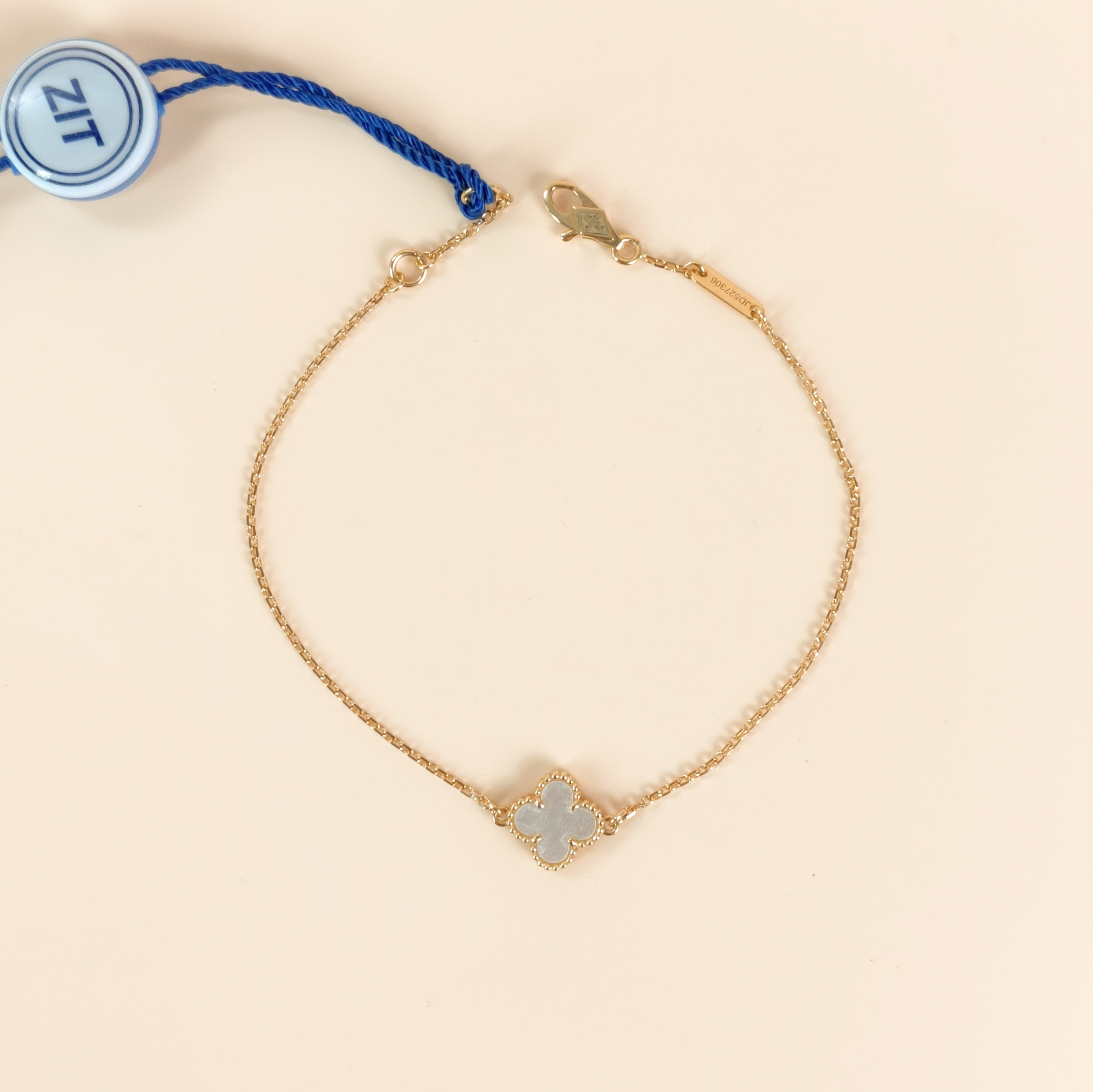 Van Cleef & Arpels Bracelet Alhambra Alhambra Collection Single-Motif Bracelet Pearl · White Mother-of-Pearl18KY ellow Gold Sweet Mini17.5cm