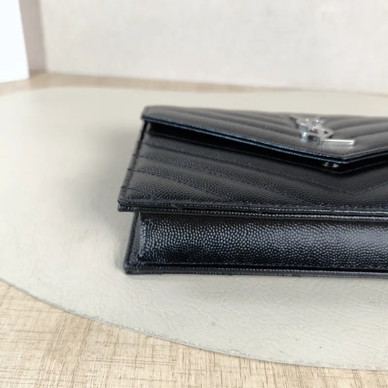 SAINT LAURENT Crossbody Bag CASSANDRE ENVELOPE Black Calfskin One Size 19 × 3.5 × 12.5 cm — detail view 7 of 11