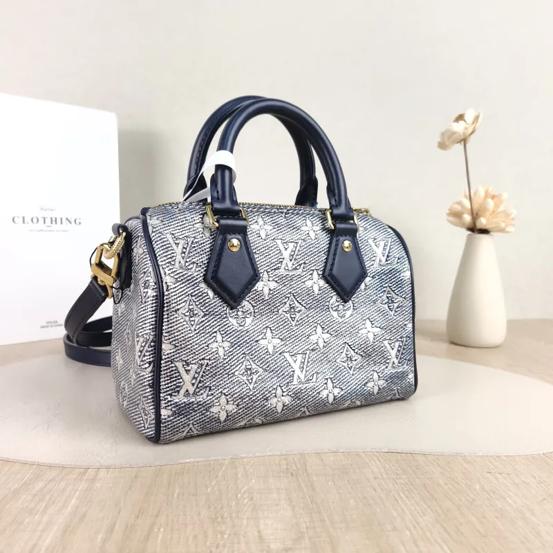 Louis Vuitton Crossbody Bag Speedy20 Grey Calfskin One Size 20.5 × 12 × 13.5 cm — cover view 5 of 5