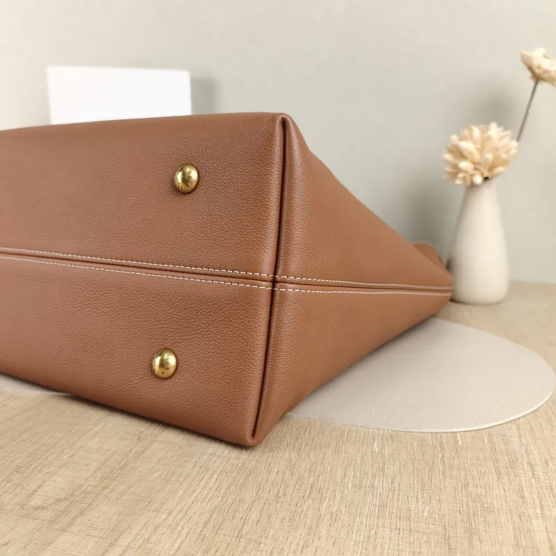 Louis Vuitton Shoulder Bag Low Key Hobo Shoulder Bag Calfskin Medium 31 × 18 × 35 cm — detail view 7 of 11