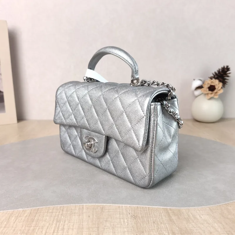 Chanel Crossbody Bag mini Silver Grained Calfskin mini 20 × 6 × 12 cm 30 — cover view 4 of 5