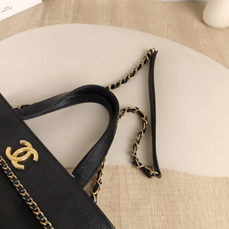 Chanel Shoulder Bag Tote Bag Black Calfskin One Size25 × 8 × 23 cm — detail view 6 of 12