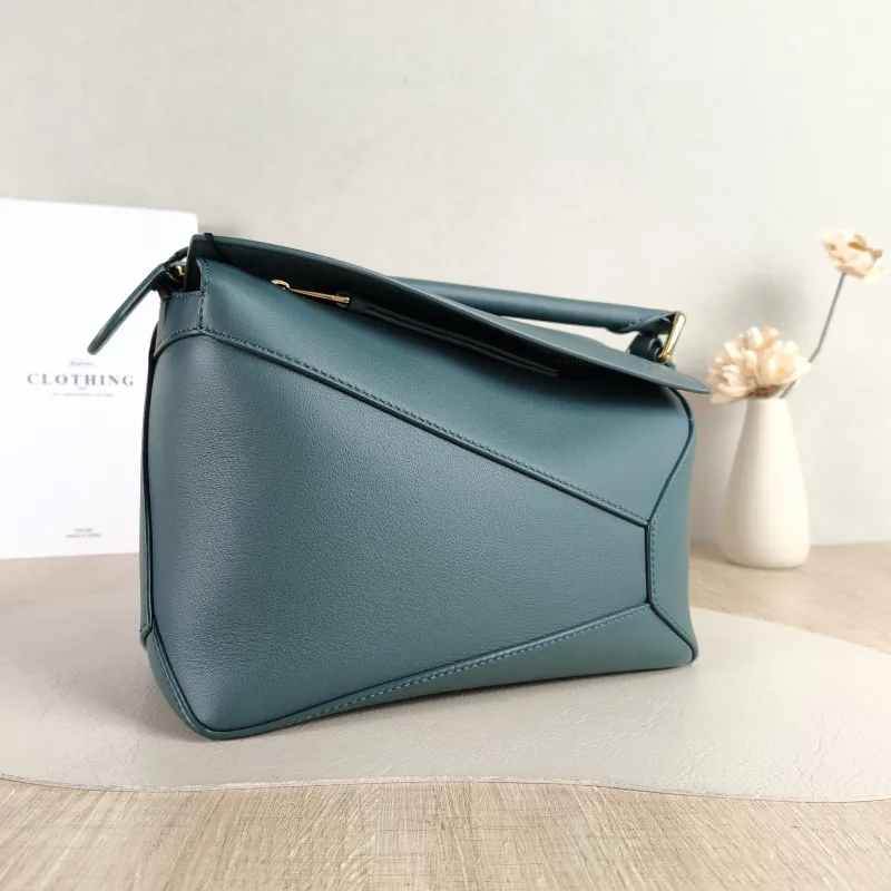 LOEWE Crossbody Bag Puzzle Green CC alfskin Small 24 × 10.5 × 16.5 cm — cover view 2 of 5