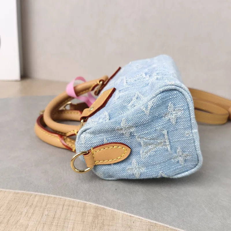 Louis Vuitton Crossbody Bag Speedy Nano Blue nano 16 × 7.5 × 10 cm — detail view 6 of 10