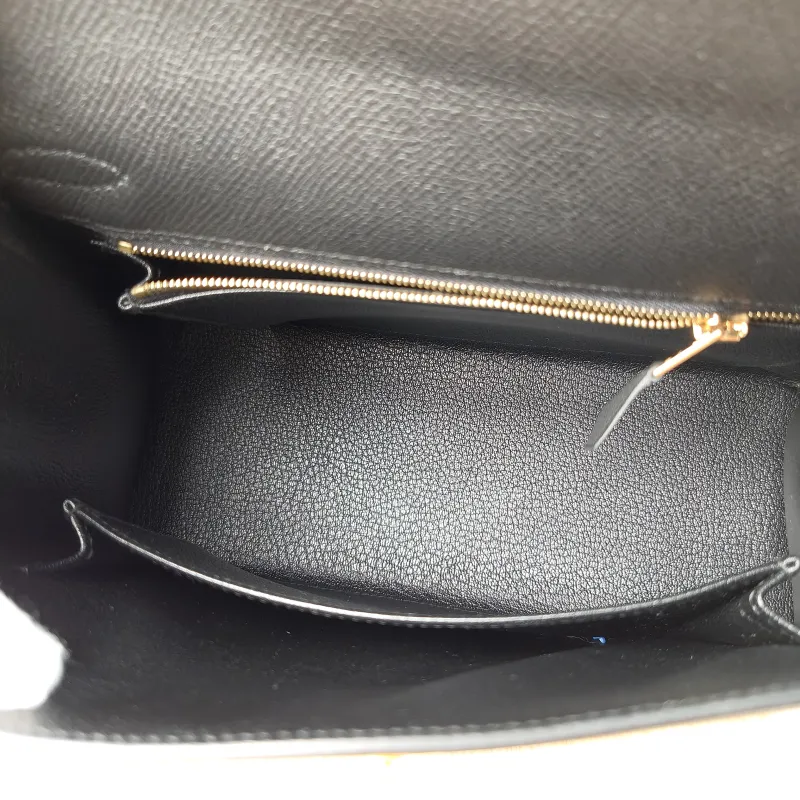 Hermès Shoulder Bag Kelly 25 Gold-Tone Hardware Black with Gold-Tone Hardware Epsom Calfskin Small 25 × 7 × 17 cm W — detail view 11 of 14