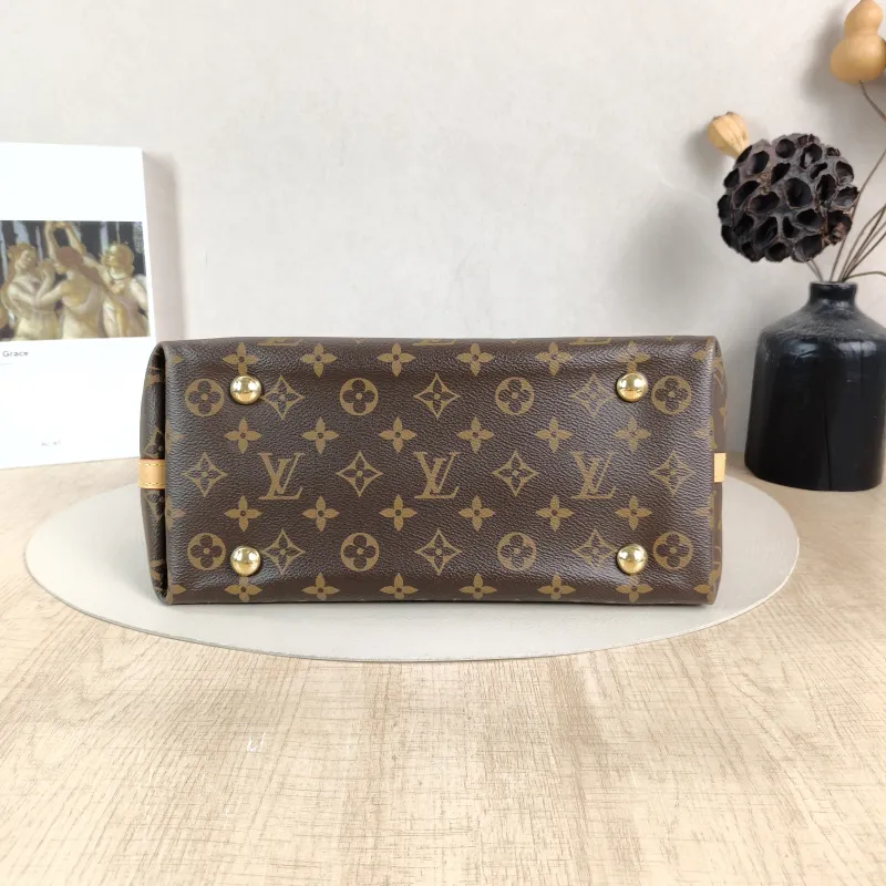 Louis Vuitton Crossbody Bag Carryall Monogram PVC Small 29 × 12 × 24 cm — cover view 4 of 6