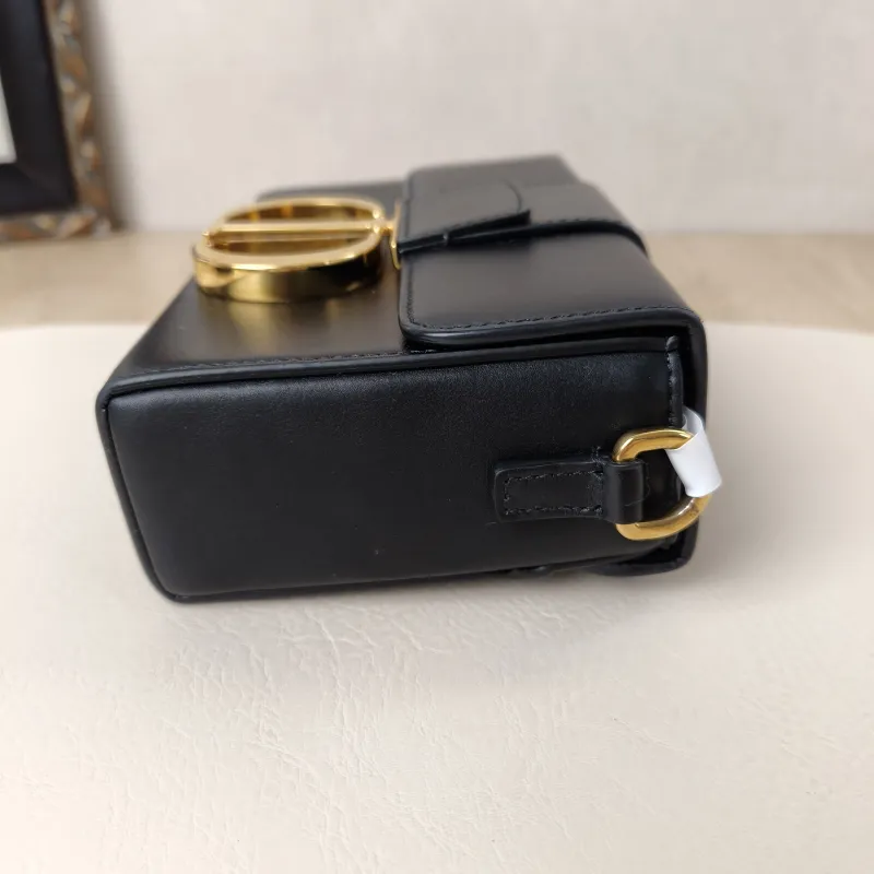 DIOR Crossbody Bag30Montaigne 30 Box Box Black Lambskinmini17.5 × 5 × 11.5 cm — cover view 9 of 13