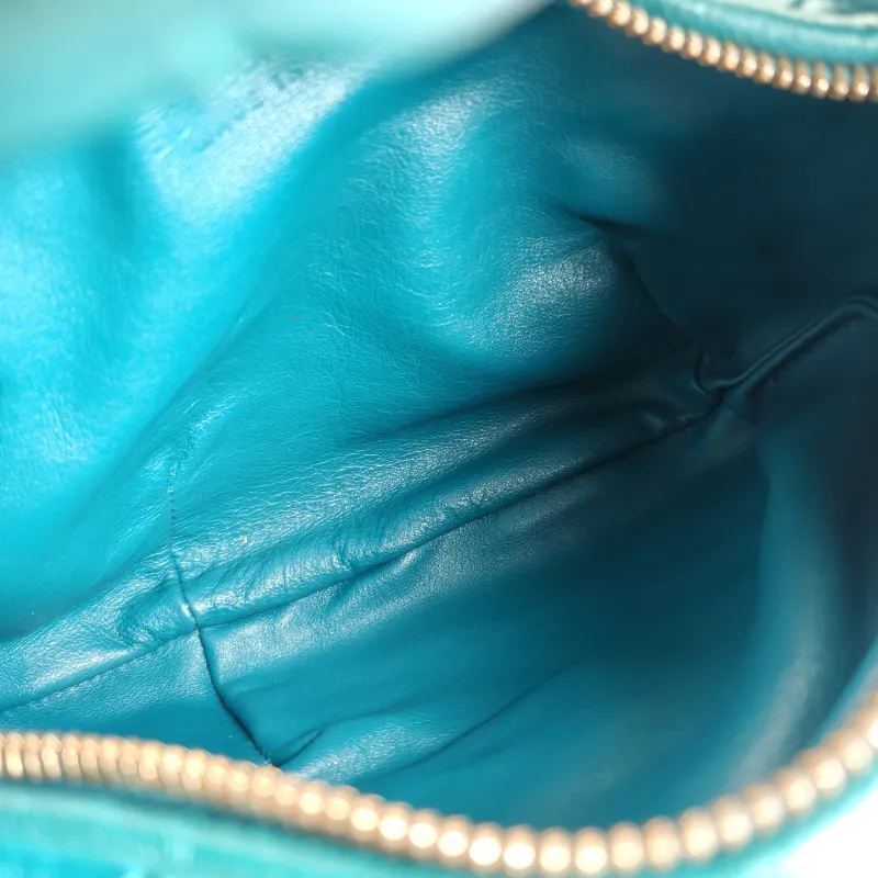Bottega Veneta Top Handle Bag Jodie Blue Lambskin Mini 28 × 8 × 23 cm — detail view 3 of 9