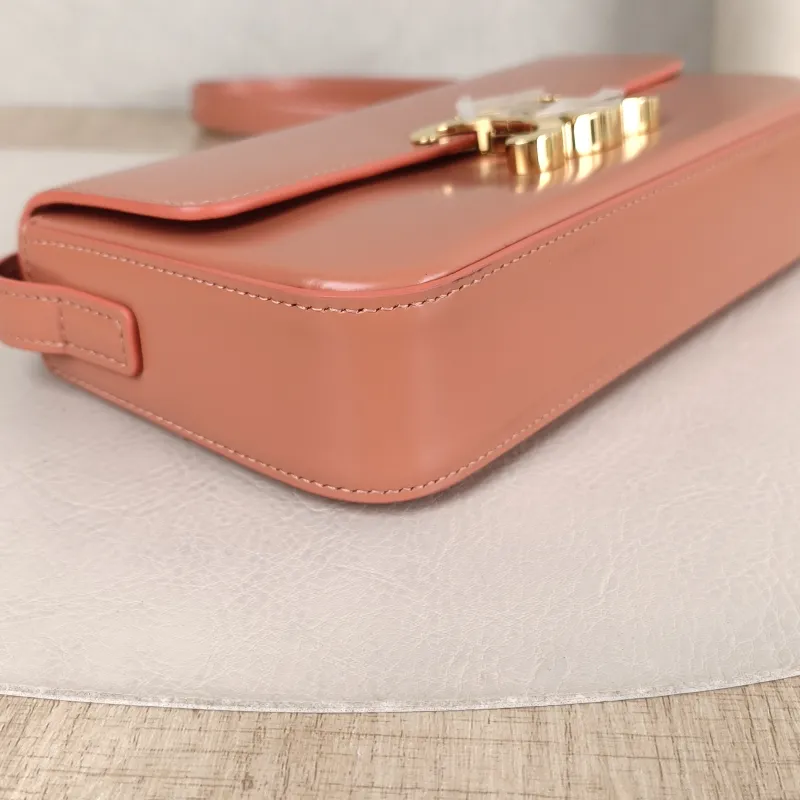 CELINE Shoulder Bag CLAUDE Shoulder Strap Edition Red Calfskin Medium 20.5 × 4 × 11.5 cm — detail view 7 of 11