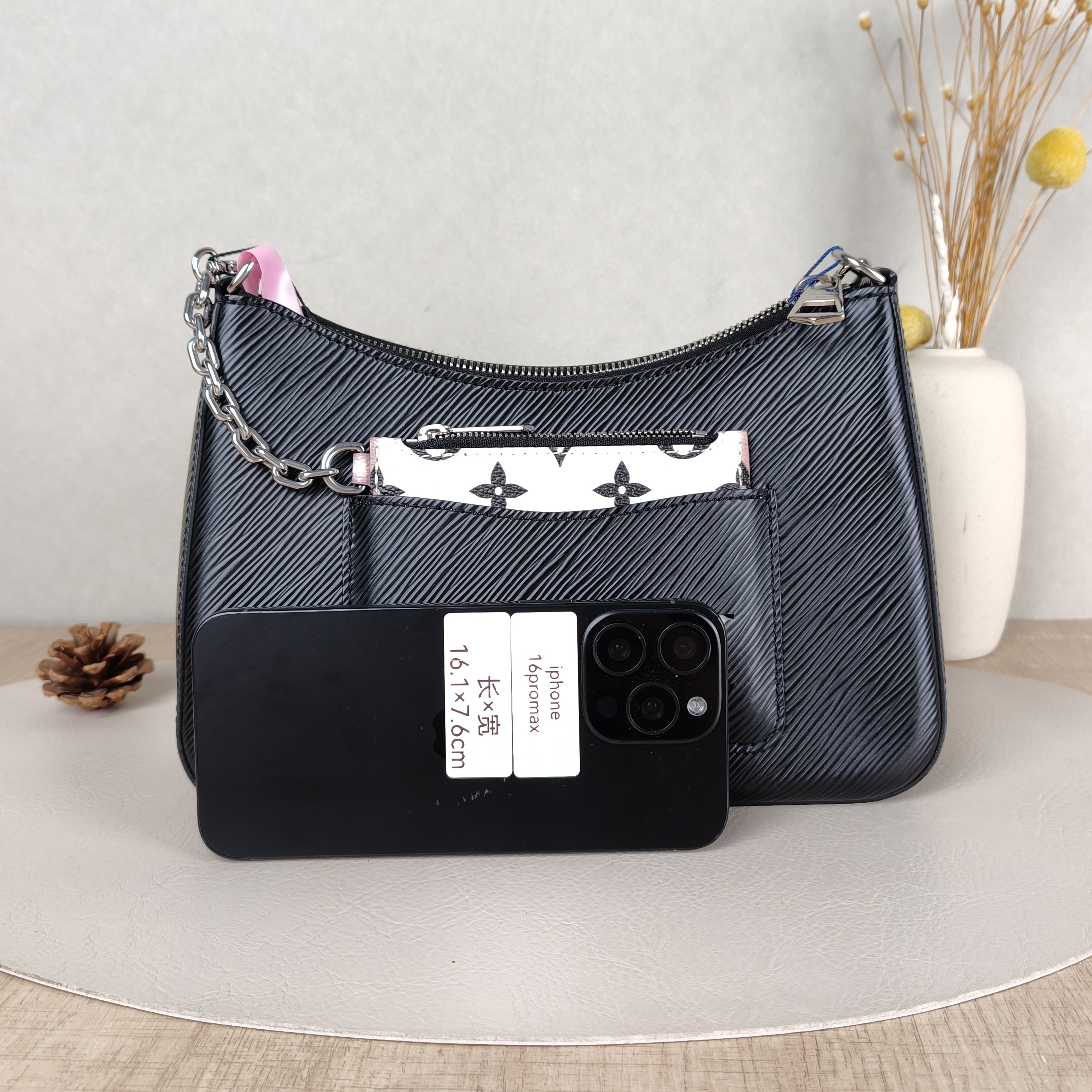 Louis Vuitton Crossbody Bag MARELLE Black Epi Embossed Calfskin Small25 × 8 × 15 cm — cover view 4 of 5