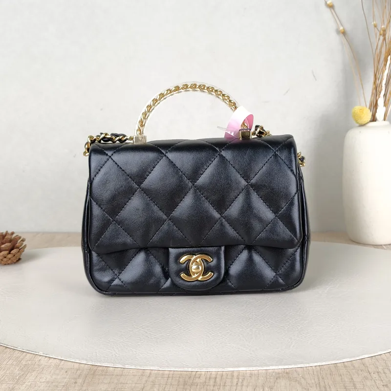 Chanel Crossbody Bag Black Lambskinmini19 × 6 × 12 cm